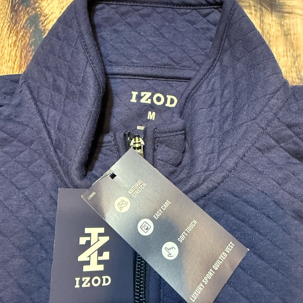 Izod Quilted Dark Blue vest - Picture 4 of 5